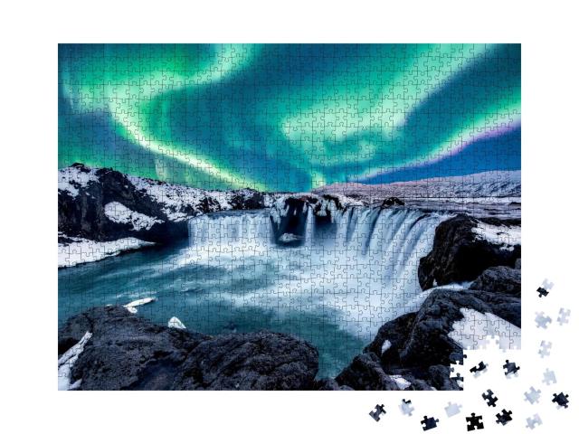 Puzzle 1000 Teile „Nordlichter über dem Godafoss, Wasserfall in Island“