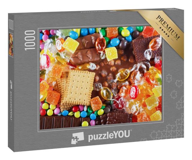 Puzzle 1000 Teile „Draufsicht auf köstliche bunte Bonbons, Schokolade, Schokoriegel und Kekse“