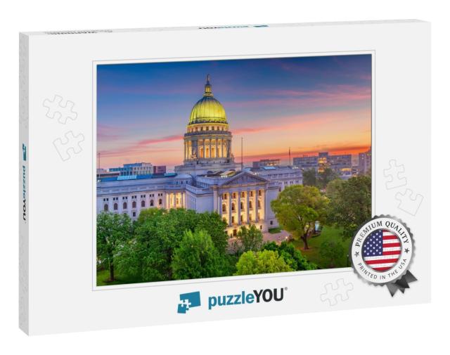 Madison, Wisconsin, USA State Capitol Building At Dusk... Jigsaw Puzzle