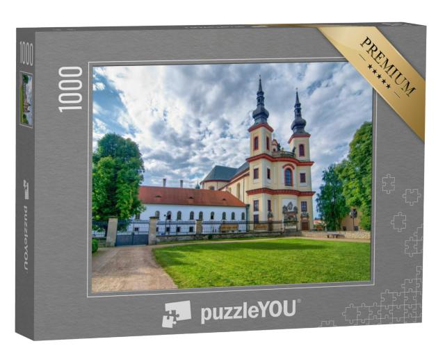 Puzzel 1000 stukjes „Litomysl: Uitzicht op de kerk bij het kasteel, Tsjechië“