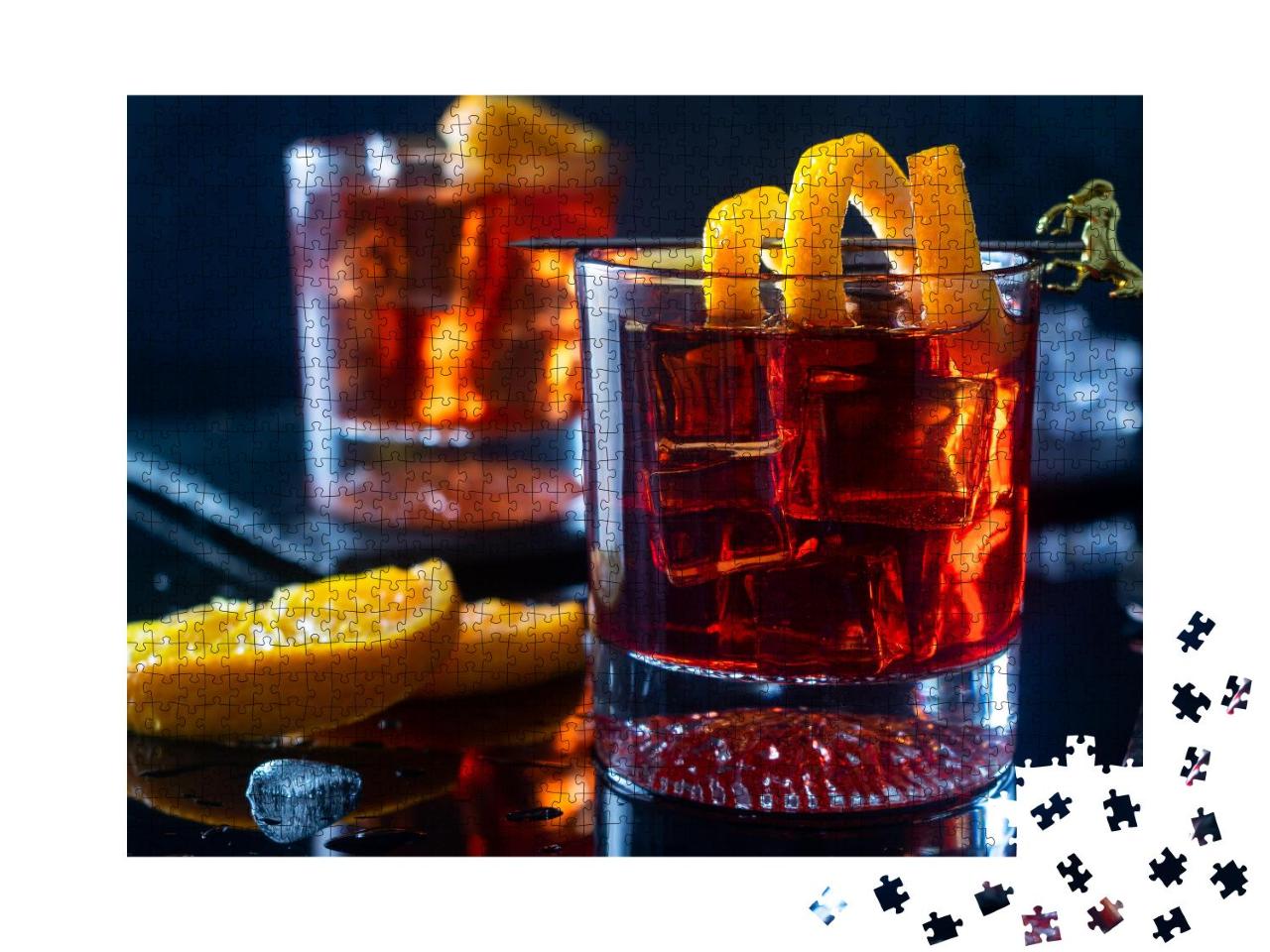 Puzzle 1000 Teile „Negroni-Cocktail mit Orangen und Dekoration“