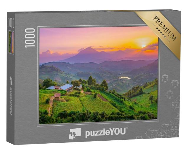 Puzzel 1000 stukjes „Zonsondergang over de heuvels en weiden in Kisoro, Oeganda, Afrika“