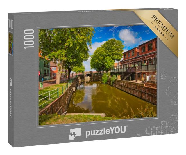 Puzzle 1000 Teile „Kanal zur alten Schleuse in Greetsiel, Deutschland“