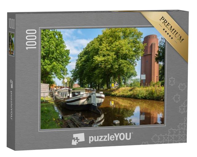 Puzzel 1000 stukjes „Landschap met watertoren in de Nederlandse stad Stadskanaal, Groningen“