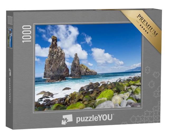 Puzzel 1000 stukjes „Rotskust met klein eiland Riberira da Janela, Madeira, Portugal“