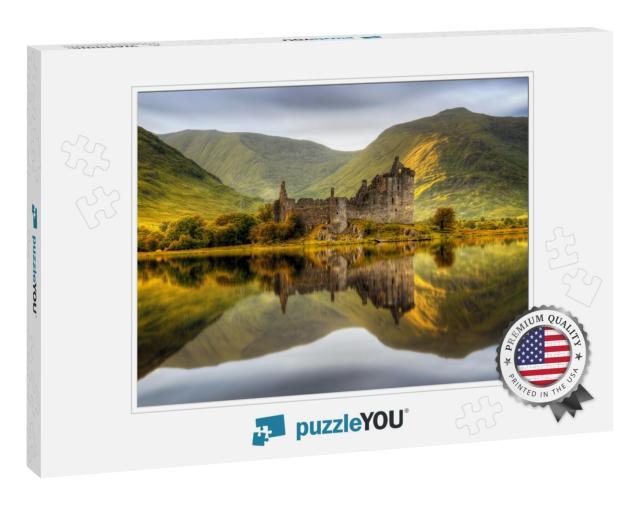 Kilchurn Castle Reflections in Loch Awe At Sunset, Scotla... Jigsaw Puzzle