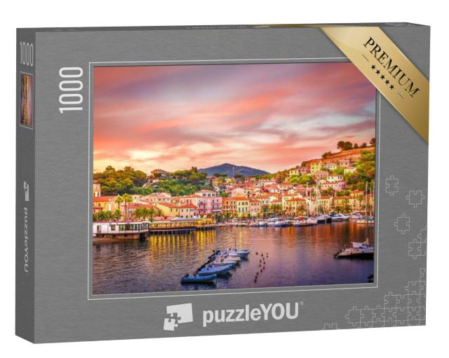 Puzzel 1000 stukjes „Porto Azzurro haven en dorp bij zonsondergang, Elba, Italië“