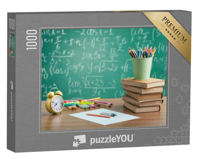 Puzzel 1000 stukjes „Schoolbank met groen bord“