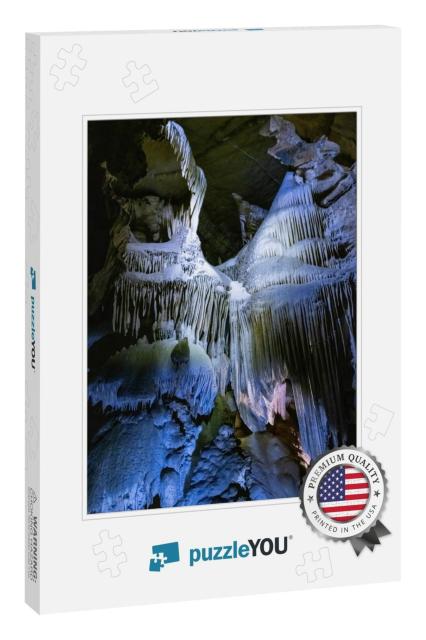 Formations Inside Crystal Cave Sequoia/Kings Canyon Natio... Jigsaw Puzzle