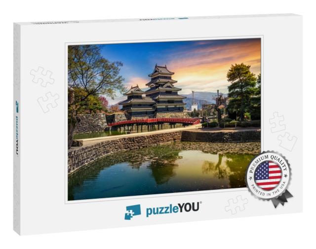 Matsumoto Castle with Reflection on the Lake At Sunrise... Jigsaw Puzzle