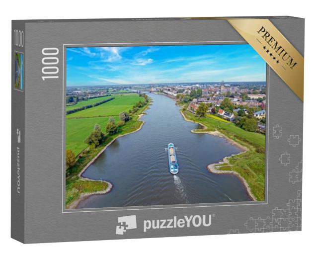 Puzzel 1000 stukjes „Vrachtschip op de IJssel bij Zutphen in Nederland“