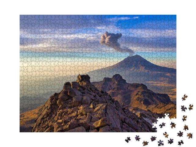 Puzzle 1000 Teile „Ausbruch des Vulkans Popocatepetl, im Nationalpark Iztaccihuatl Popocatepetl, Mexiko“