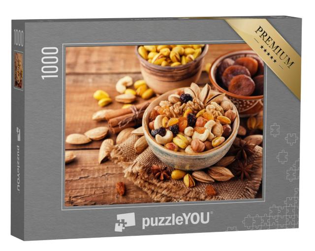 Puzzel 1000 stukjes „Mengsel van noten en gedroogd fruit in verschillende doppen“