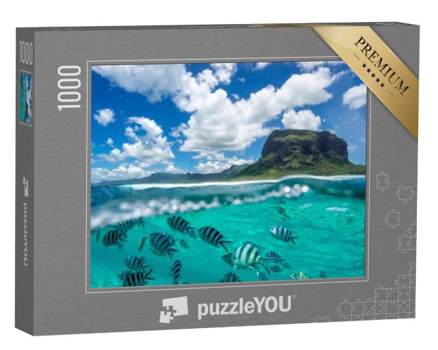 Puzzel 1000 stukjes „Twee werelden ontmoeten elkaar - bergen en onderwaterwereld verenigd in één foto“