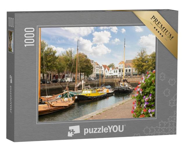 Puzzel 1000 stukjes „Oude zeilschepen in de haven van het pittoreske stadje Zierikzee in de provincie Zeeland“