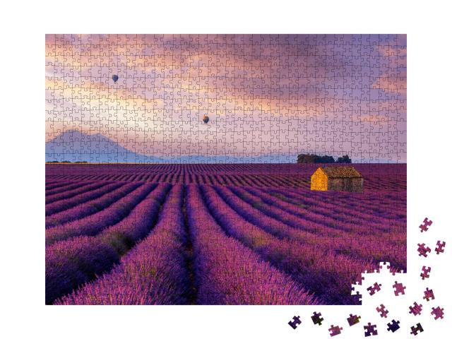 Puzzle 1000 Teile „Heißluftballon über Lavendelfeldern“