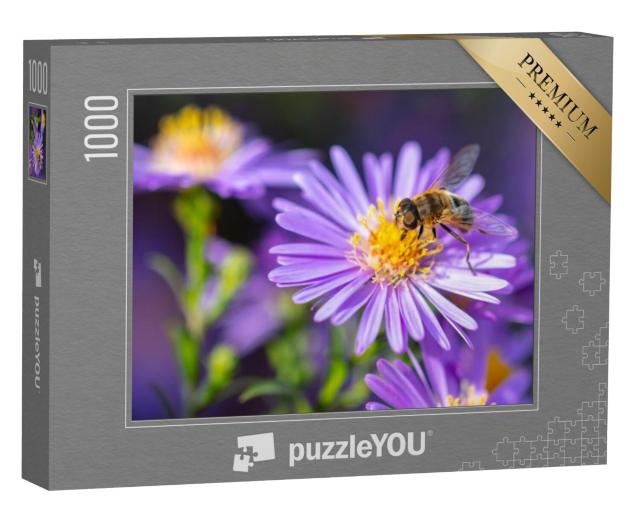 Puzzel 1000 stukjes „Bij op een paarse bloem“