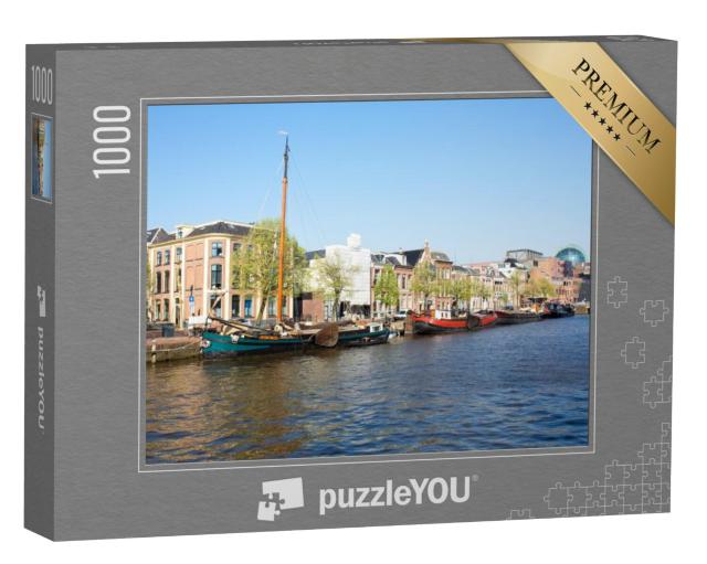 Puzzel 1000 stukjes „Uitzicht op de Wester Stadsgracht vanaf de Willemskade, de Friese stad Leeuwarden“