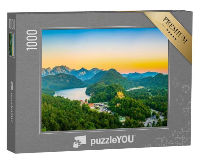 Puzzel 1000 stukjes „Alpsee met kasteel Hohenschwangau bij zonsopgang, Beieren“