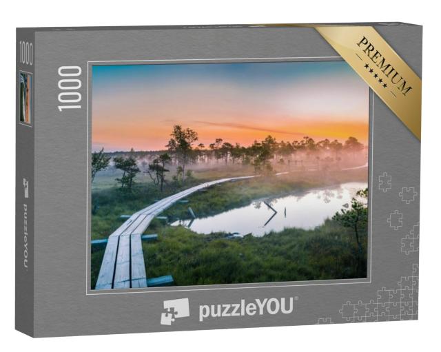 Puzzel 1000 stukjes „Zonsopgang boven een mistig moeras, Kemeri Nationaal Park, Letland“