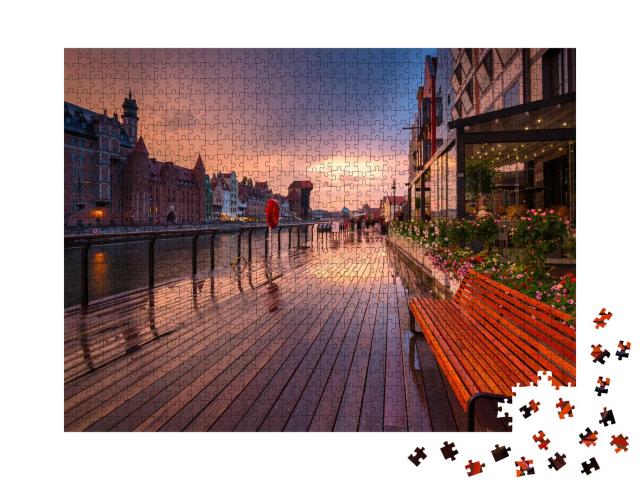 Puzzle 1000 Teile „Danzig mit schöner Altstadt am Motlawa Fluss bei Sonnenuntergang, Polen“