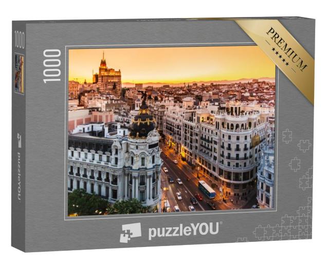 Puzzel 1000 stukjes „Indrukwekkend panoramisch uitzicht op de Gran Via, Madrid, Spanje“