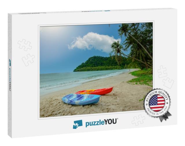 Kayaking on a Picturesque Beach It is a Natural Coconut P... Jigsaw Puzzle