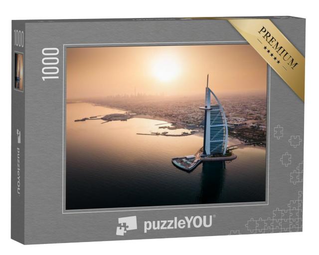 Puzzel 1000 stukjes „Dubai skyline aan zee met een luxe hotel“