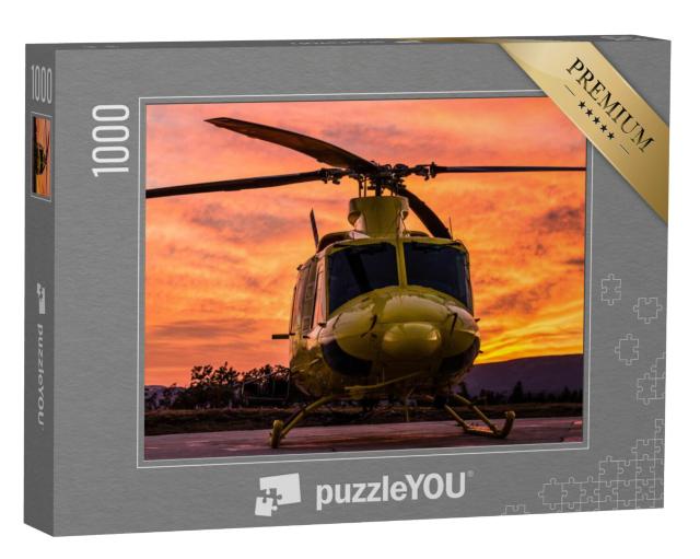 Puzzel 1000 stukjes „Helikopter in een spectaculaire zonsondergang“