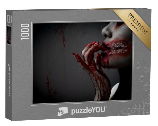 Puzzel 1000 stukjes „Zombievrouw met bloed op haar hand en mond“