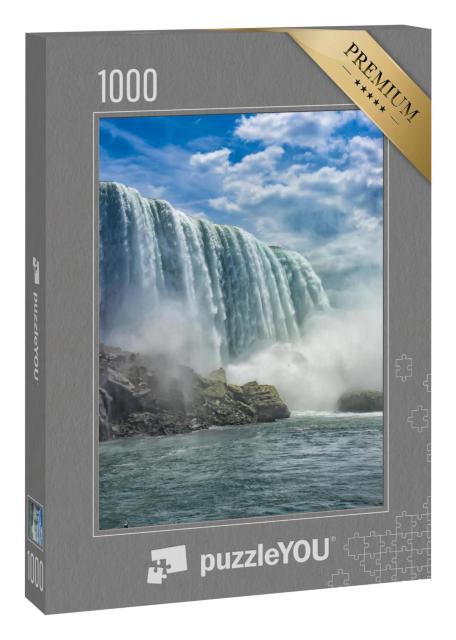 Puzzle 1000 Teile „Die imposanten Niagarafälle unter einem bewölkten Himmel“