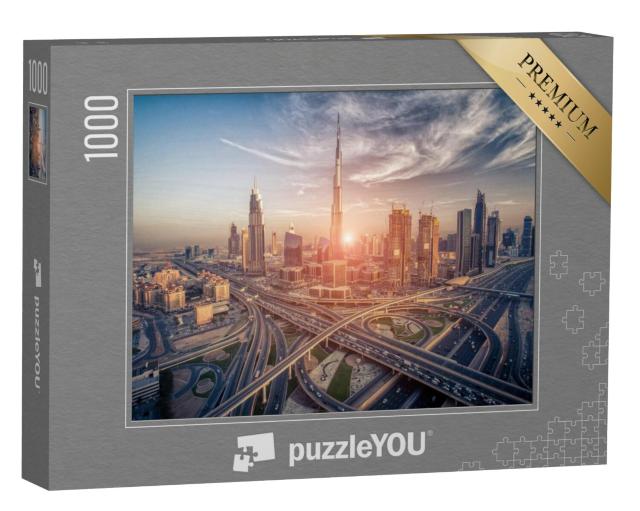 Puzzel 1000 stukjes „Dubai skyline met de prachtige stad en de snelweg“