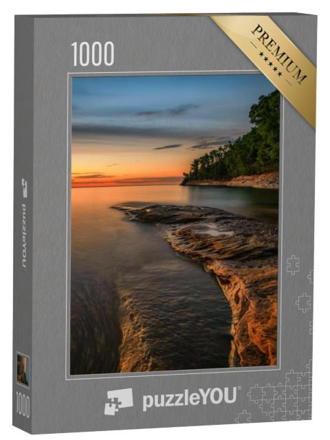 Puzzel 1000 stukjes „Zonsondergang bij Pictured Rocks National Lakeshore, Lake Superior, Michigan“