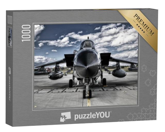 Puzzel 1000 stukjes „Vooraanzicht van een militair vliegtuig“