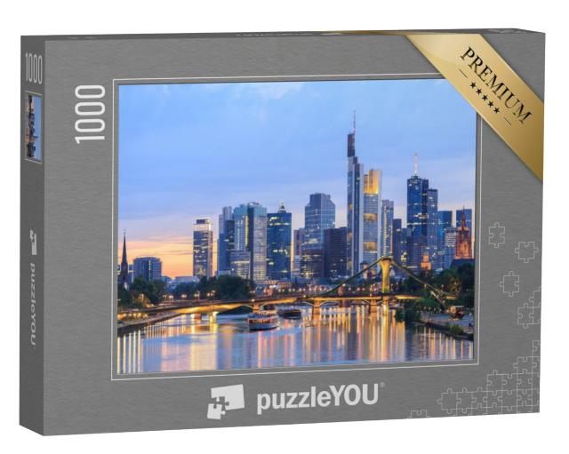 Puzzel 1000 stukjes „Skyline van Frankfurt am Main bij schemering, Duitsland“