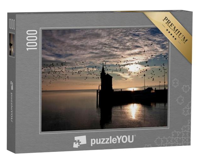 Puzzel 1000 stukjes „Ingang naar de haven van Konstanz bij zonsopgang, Bodenmeer, Duitsland“