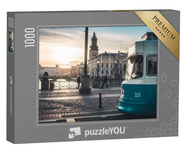 Puzzel 1000 stukjes „Zonsondergang achter een tram, Göteborg, Zweden“