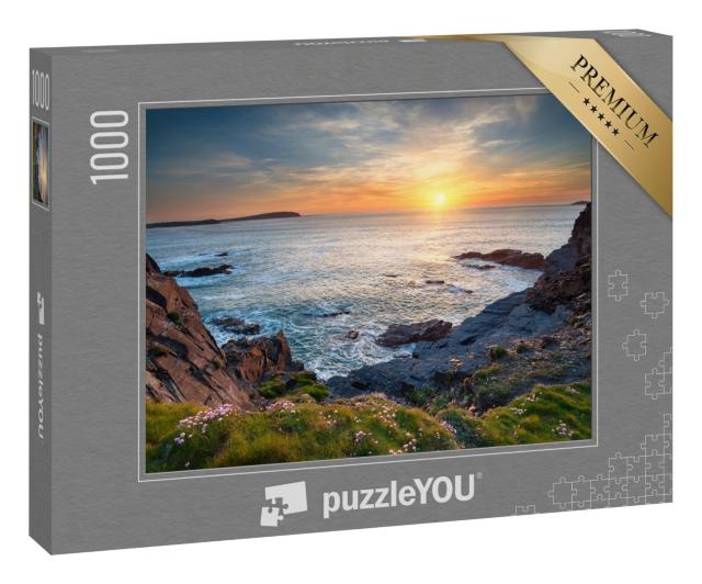 Puzzle 1000 Teile „Sonnenuntergang an der Longcarrow Cove bei Padstow in Cornwall“