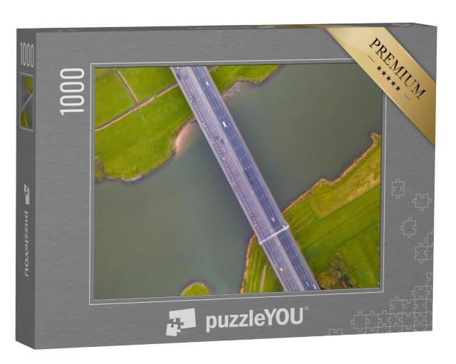 Puzzel 1000 stukjes „Luchtfoto van bovenaf van de IJssel met snelwegbrug in Zwolle“