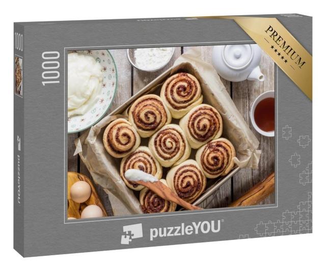 Puzzle 1000 Teile „Zimtschnecken mit Gewürzen und Kakaofüllung auf Pergamentpapier“