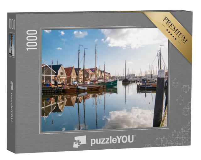 Puzzel 1000 stukjes „Stadje Urk, historische haven en kleurrijke vuurtoren aan het Ijsselmeer, Flevoland“