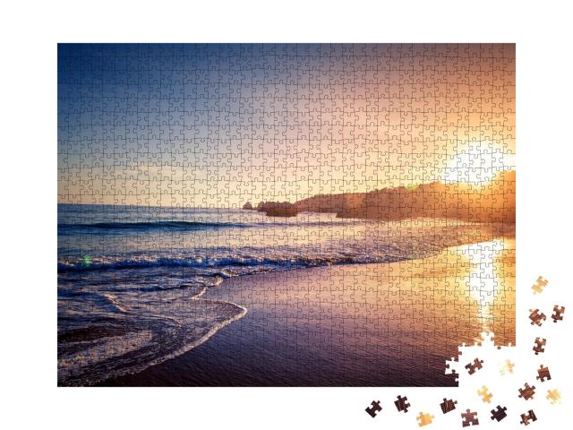 Puzzle 1000 Teile „Sonnenuntergang auf dem Meer, Sandstrand, Wellen“