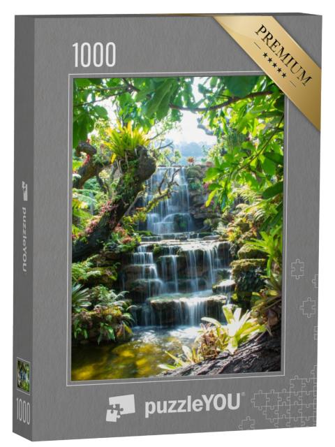 Puzzel 1000 stukjes „Idyllische waterval in het bos in Thailand“