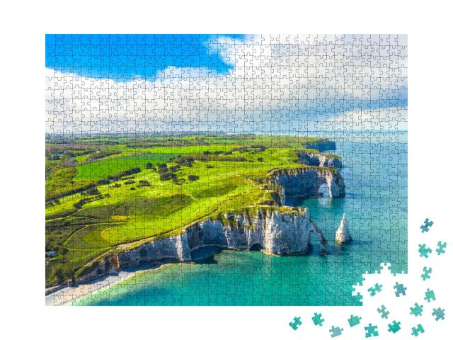 Puzzle 1000 Teile „Klippen von Etretat: natürliche Felsen in der Normandie, Frankreich“