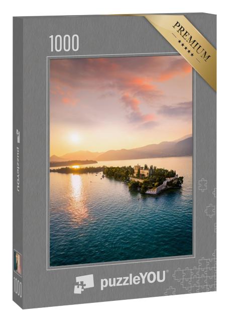 Puzzle 1000 Teile „Isola del Garda mit Villa Borghese bei Sonnenuntergang, Italien“