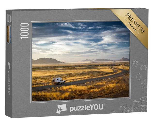 Puzzel 1000 stukjes „Vroeg in de ochtend op weg naar de zandduinen van de Sossusvlei en Dead Vlei, Namibië“