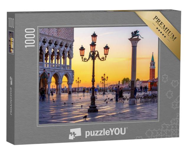 Puzzel 1000 stukjes „San Marcoplein en Dogenpaleis in de avond, Venetië, Italië“