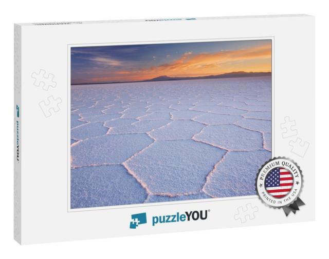 The Worlds Largest Salt Flat, Salar De Uyuni in Bolivia... Jigsaw Puzzle