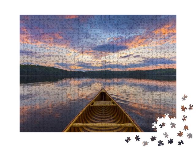Puzzle 1000 Teile „Bug eines Zedernkanus im Sonnenuntergang, Ontario, Kanada“