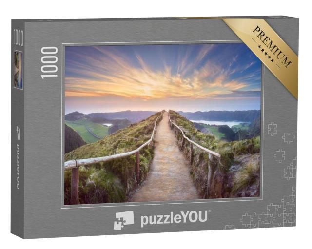 Puzzel 1000 stukjes „Wandelpad met uitzicht op de meren van Ponta Delgada op de Azoren“